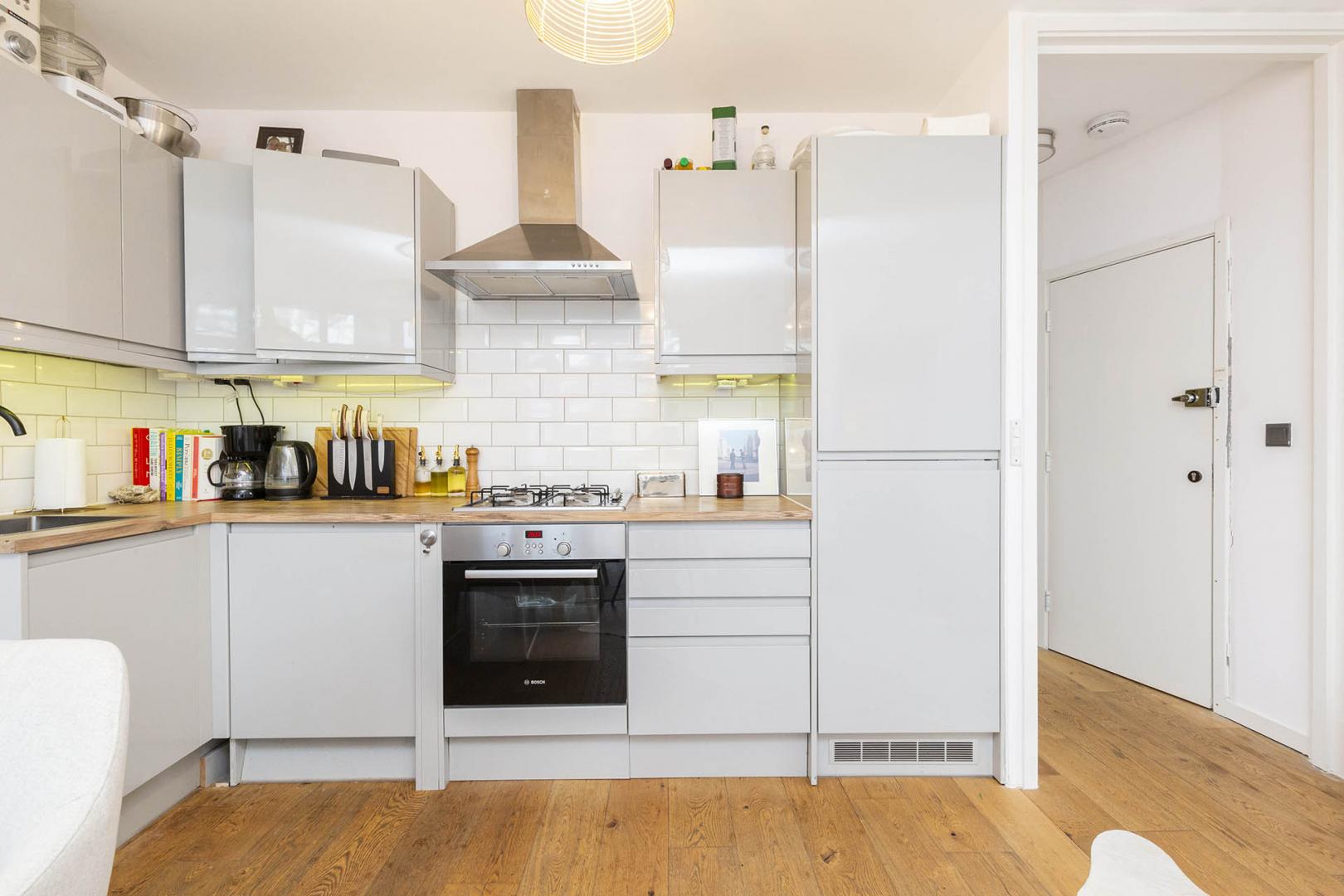 Modern Pet Friendly Garden Apartment Ladbroke Grove, Ladbroke Grove